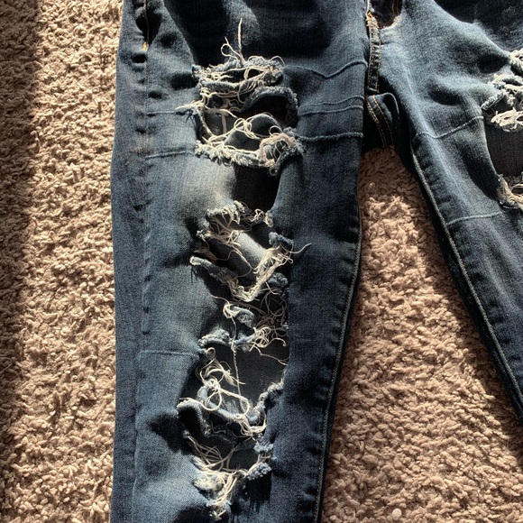 American Eagle extra ripped skinny jeggings S-4 - Picture 2 of 16